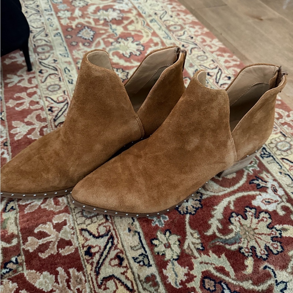 Steve Madden Brown Suede Ankle Boots